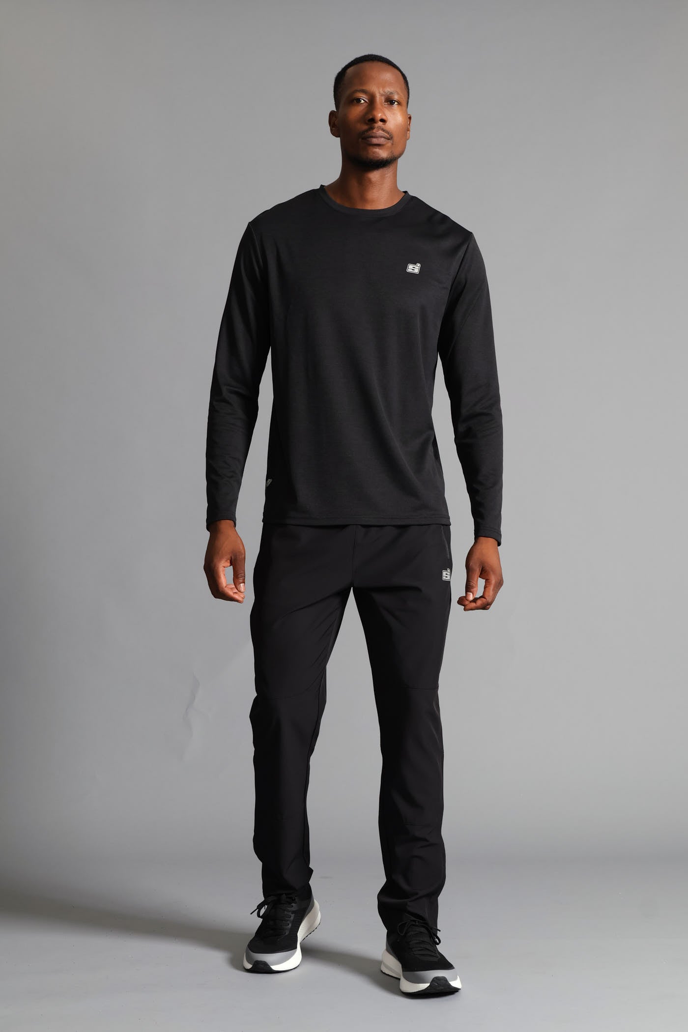 Mens S ACTIVE Performance Long Sleeve T-Shirt - Black – Edgars