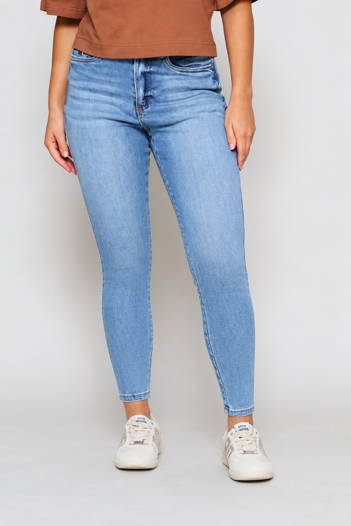 Zoe Contour Curvy Denim - Mid Blue
