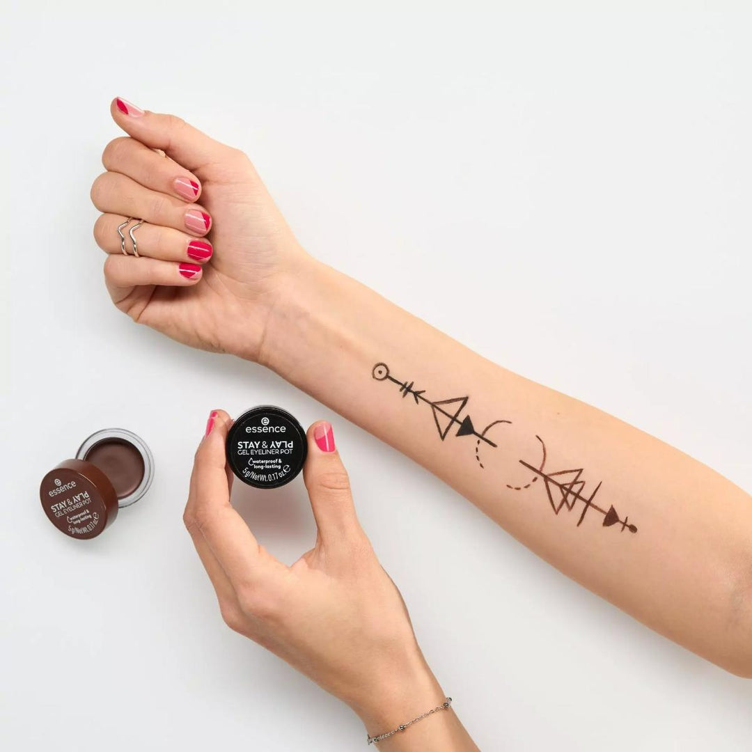 Stay & Play Gel Eyeliner Pot