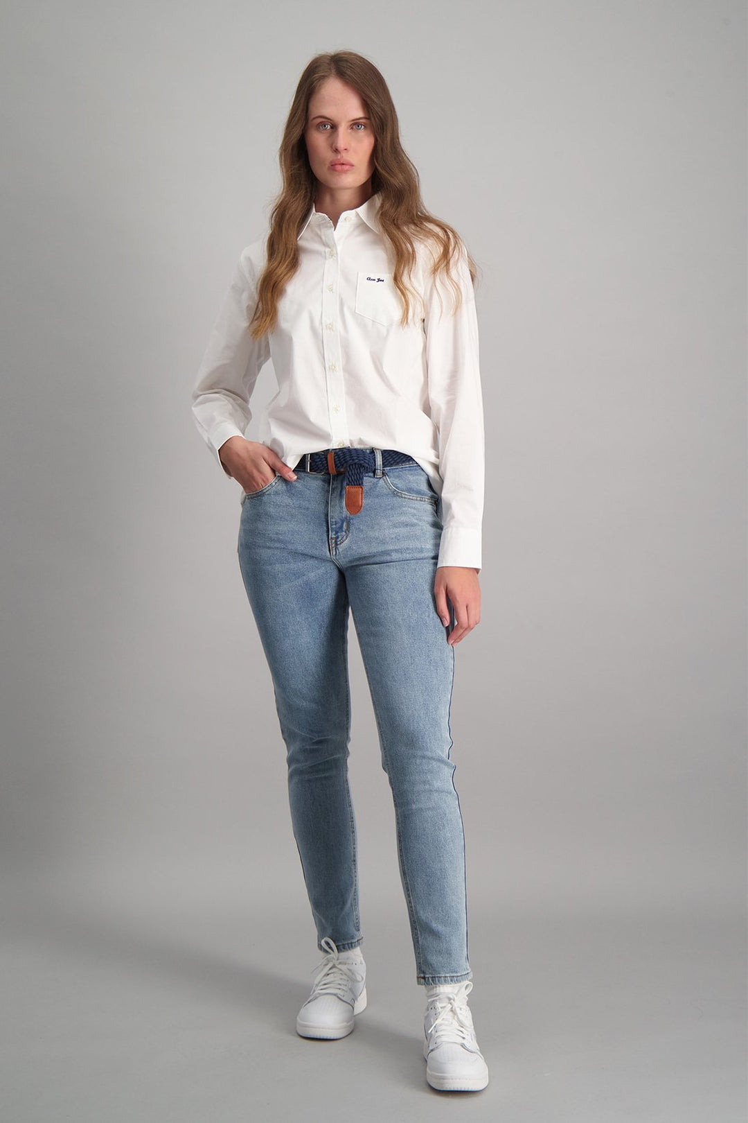 Poplin Pocket Embroidery Shirt - White