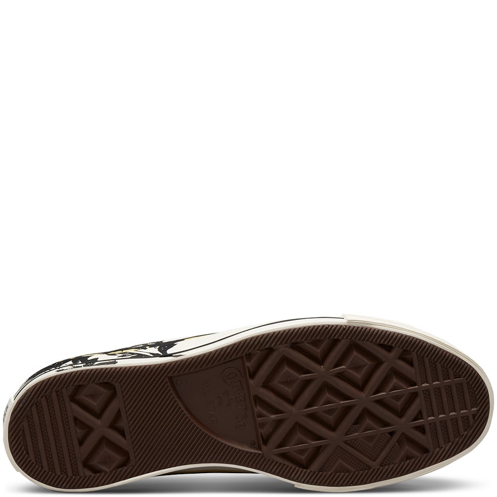 Ladies Chuck Taylor All Star Lift Sneaker - Cream