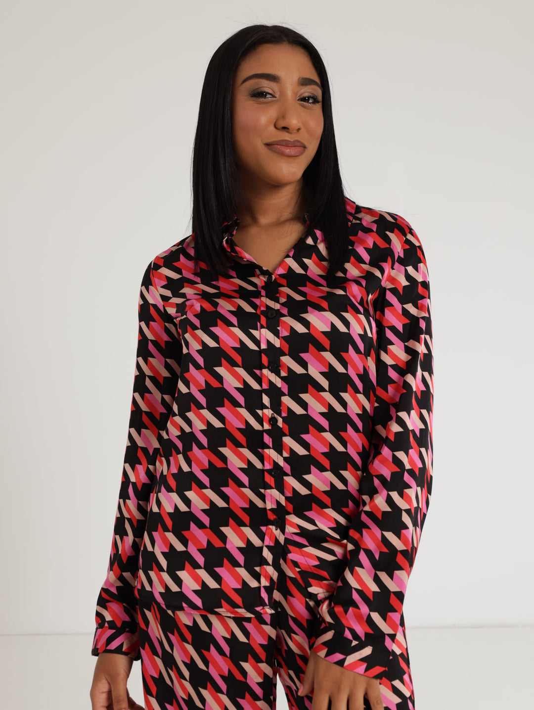 Ladies Long Sleeve Geometric Print Satin Shirt - Black