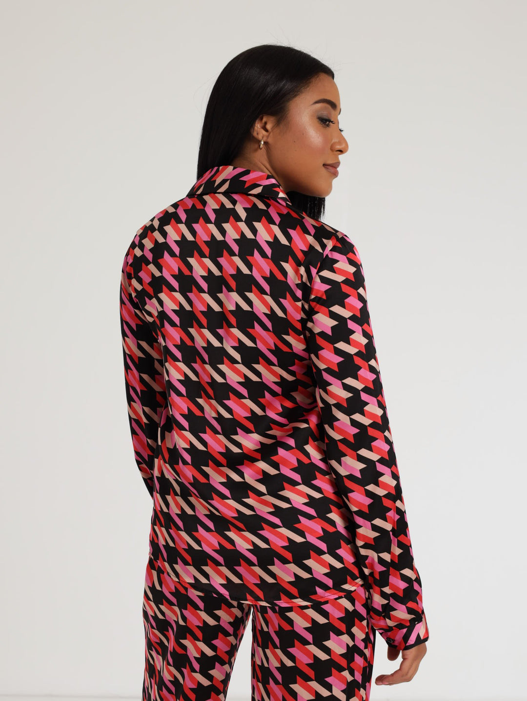 Ladies Long Sleeve Geometric Print Satin Shirt - Black