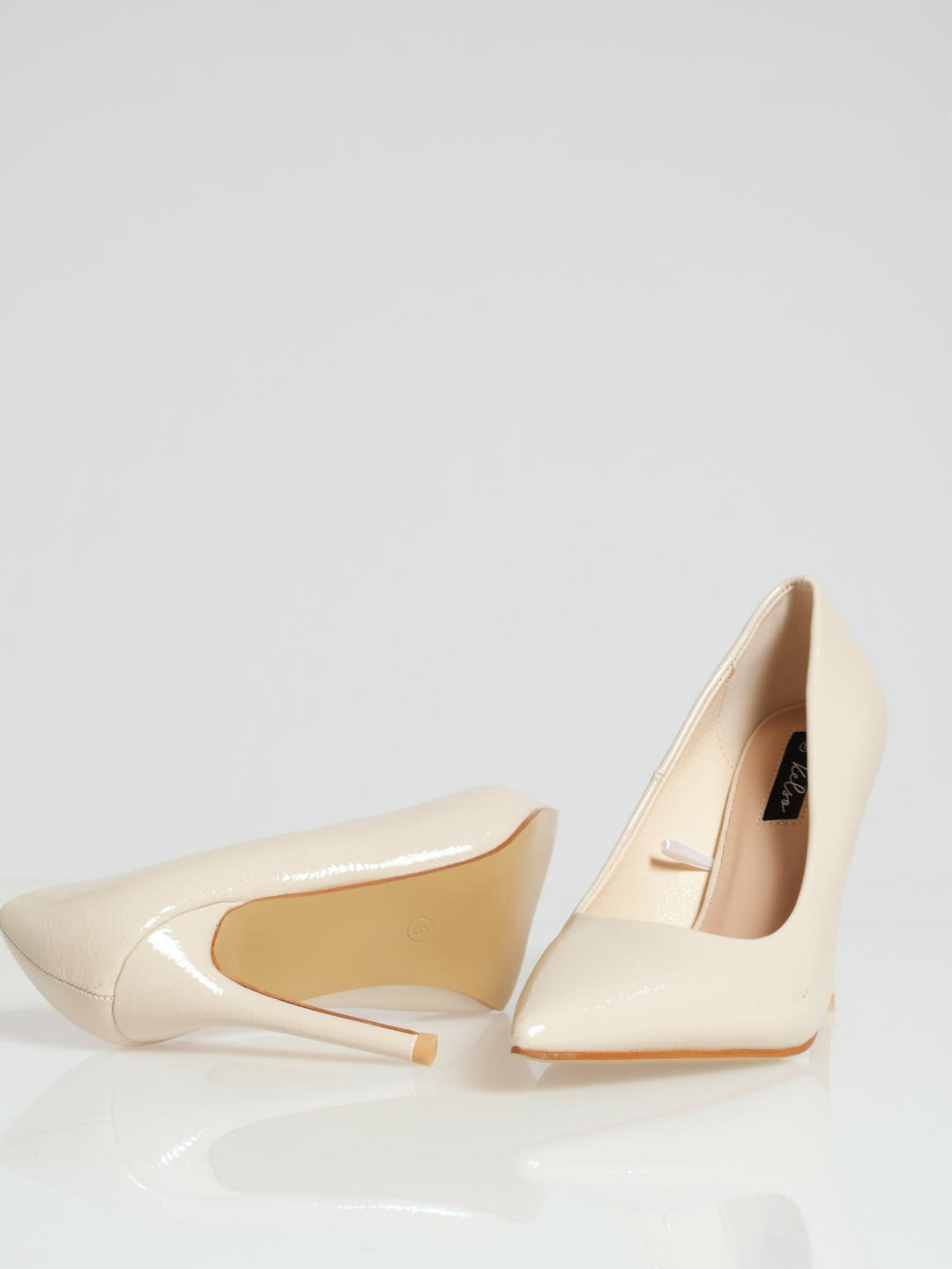 Textured Pointy Fashion Court Heel - Off White