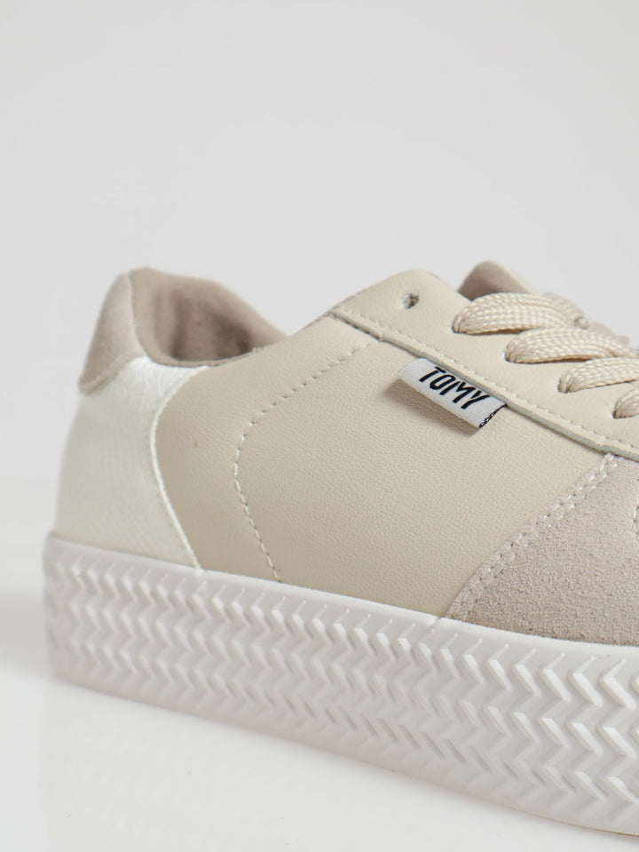 Livia Platform Sneaker - Grey