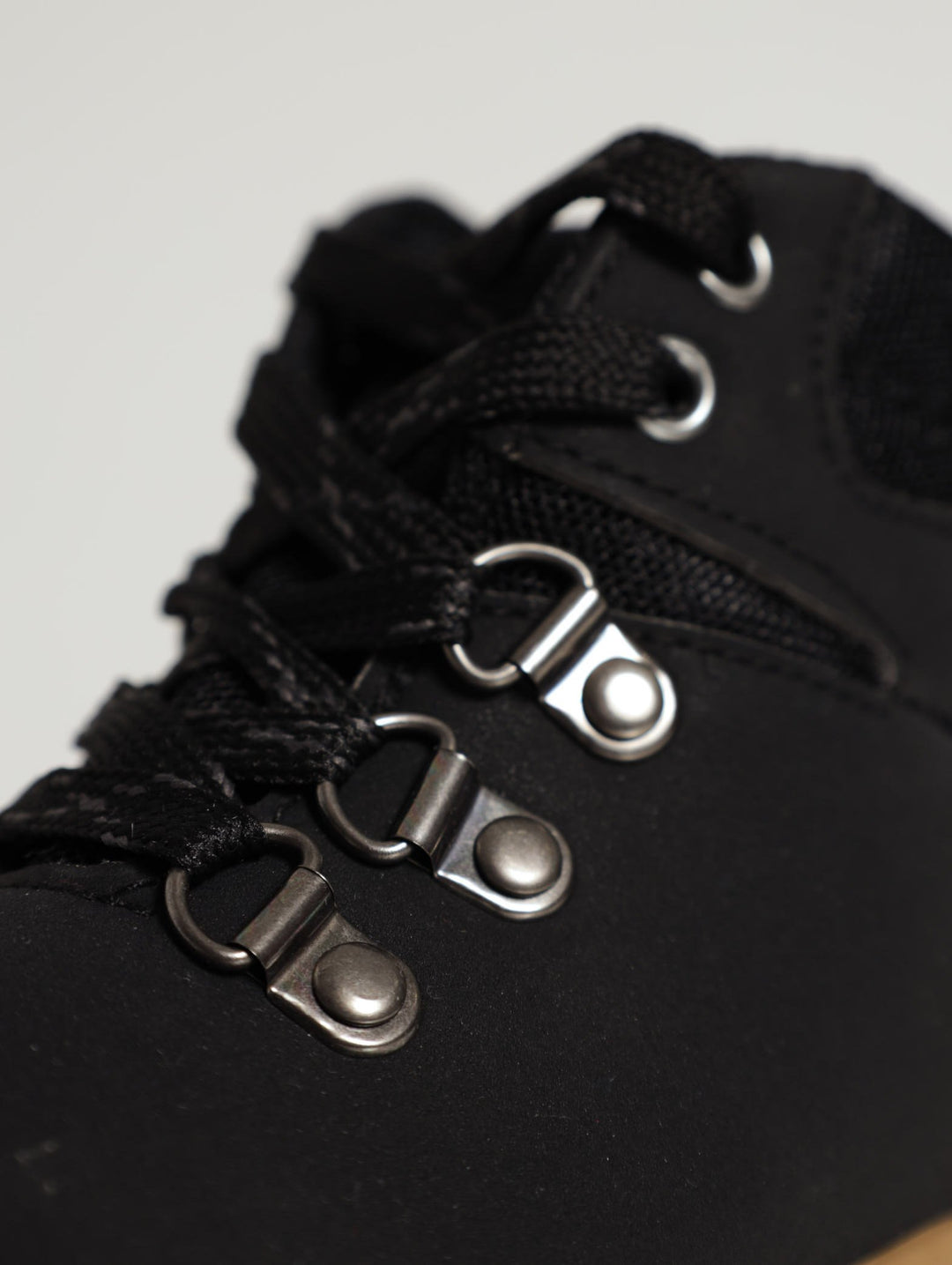 Pre-Boys Hightop Collar Ski-Hook Sneaker - Black