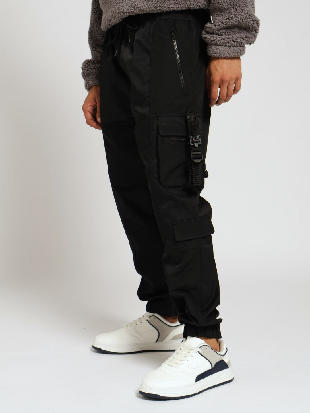 Strap Cargo Jogger - Black