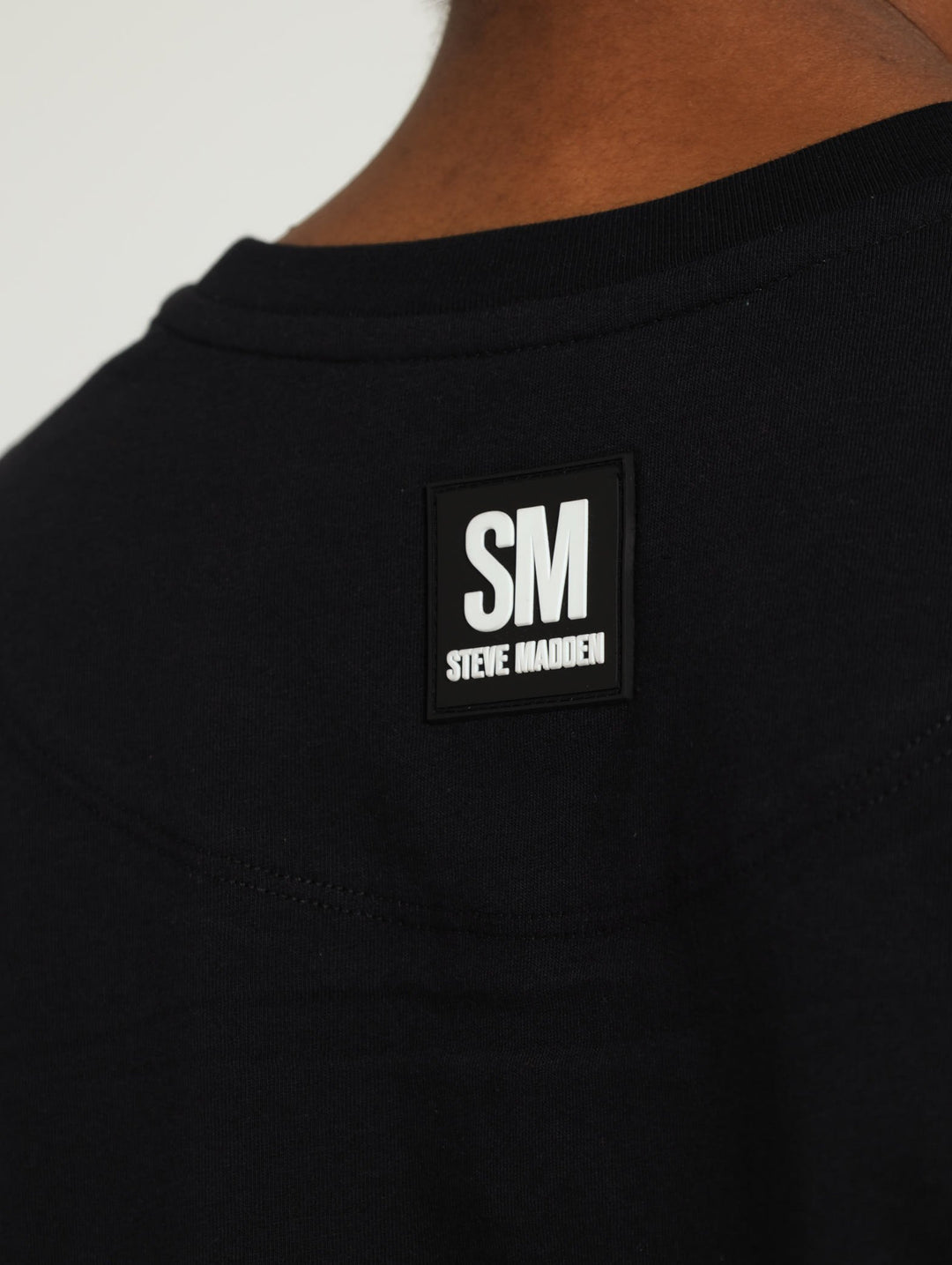 Noah Crew Neck Logo Tee - Black