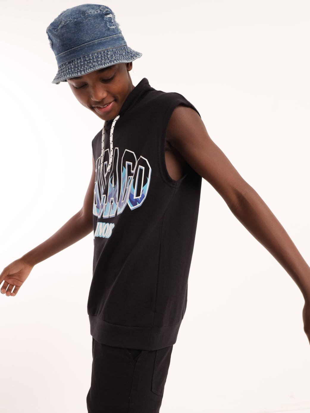 Boys Sleeveless Chicago Snood - Black