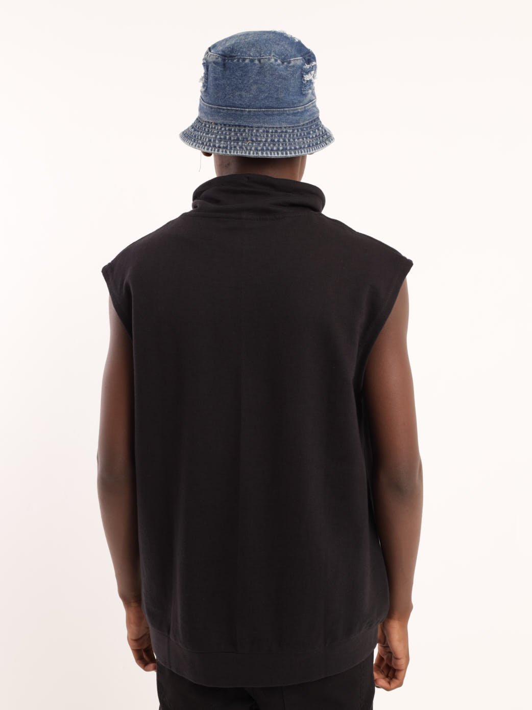 Boys Sleeveless Chicago Snood - Black