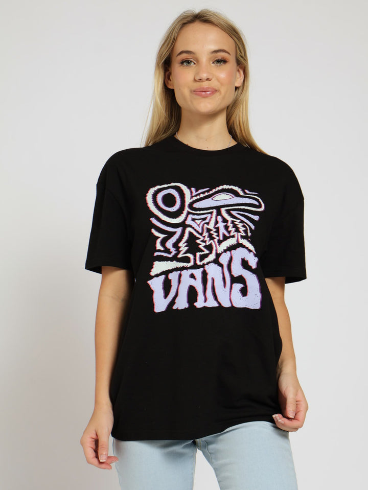 Outdoor Abduction Oversized Tee - Black