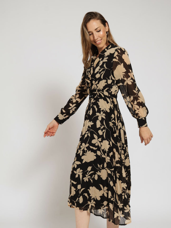 Kitty Bow Pleated Maxi Shirt Dress - Black/Beige