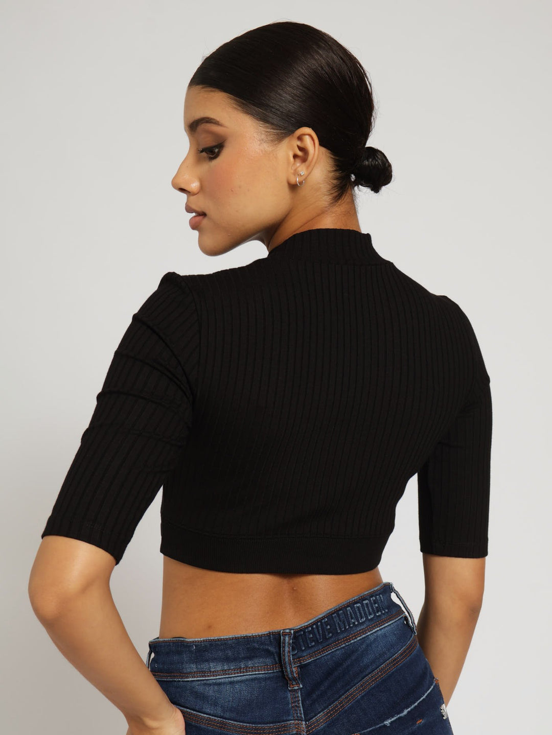 Indya Funnel Neck Rib Crop Top With Logo - Black