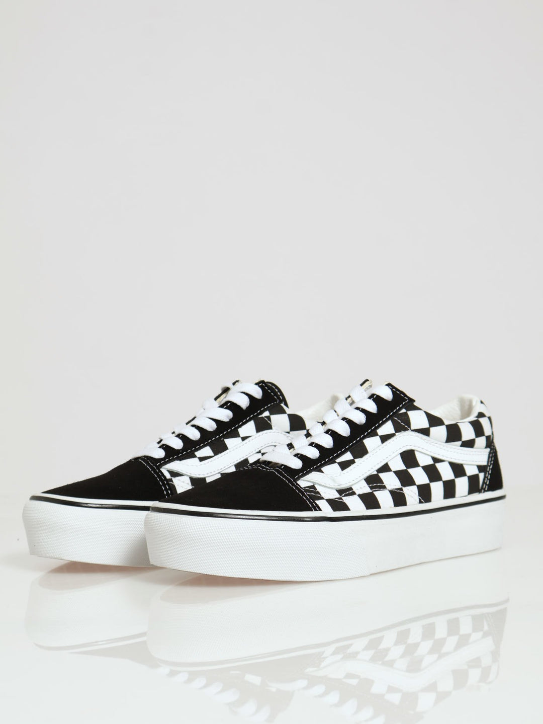Old Skool Checkerboard Lace Up Platform Sneaker - Black/White
