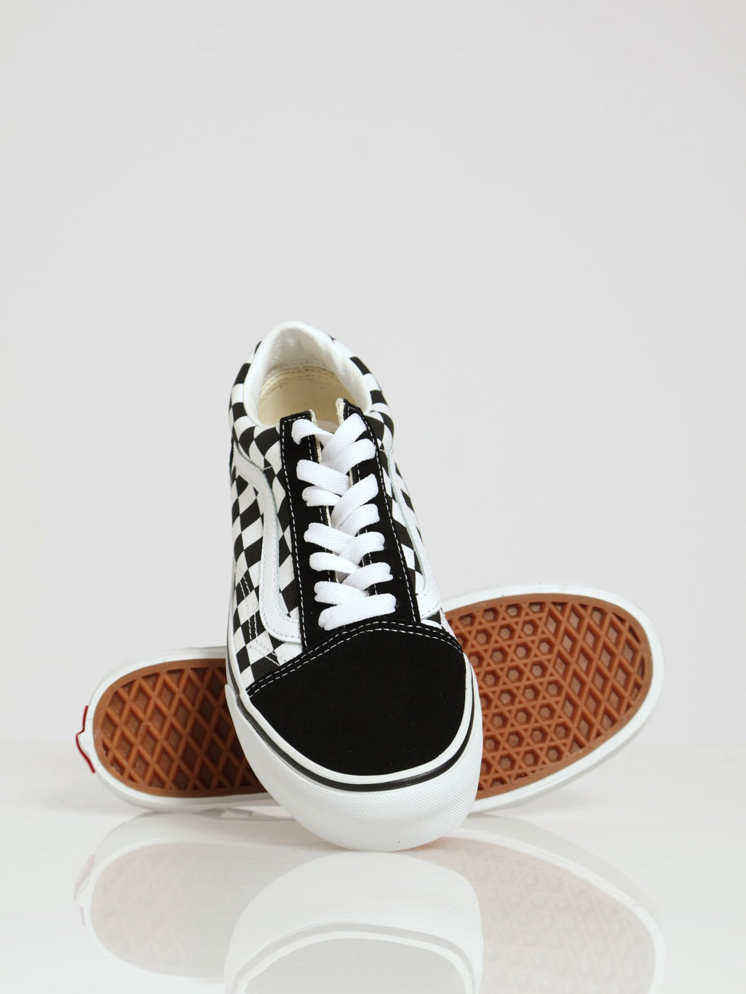 Old Skool Checkerboard Lace Up Platform Sneaker - Black/White
