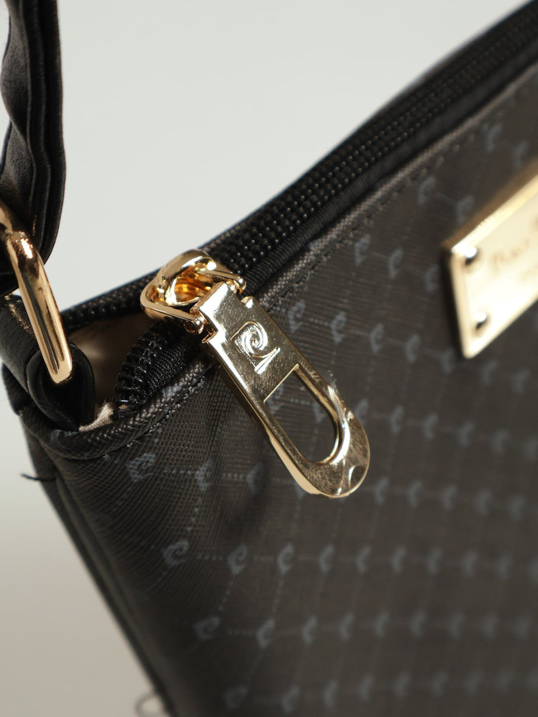 Guliana Core Logo Crossbody Bag - Black