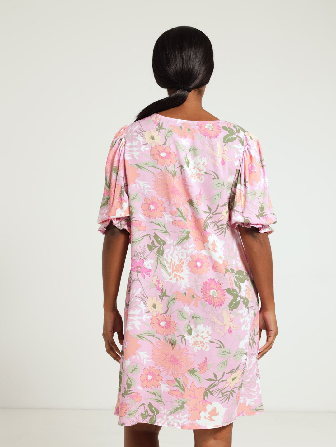 Ladies V-Neck Shift Dress With Shirred Cuff Floral – Edgars