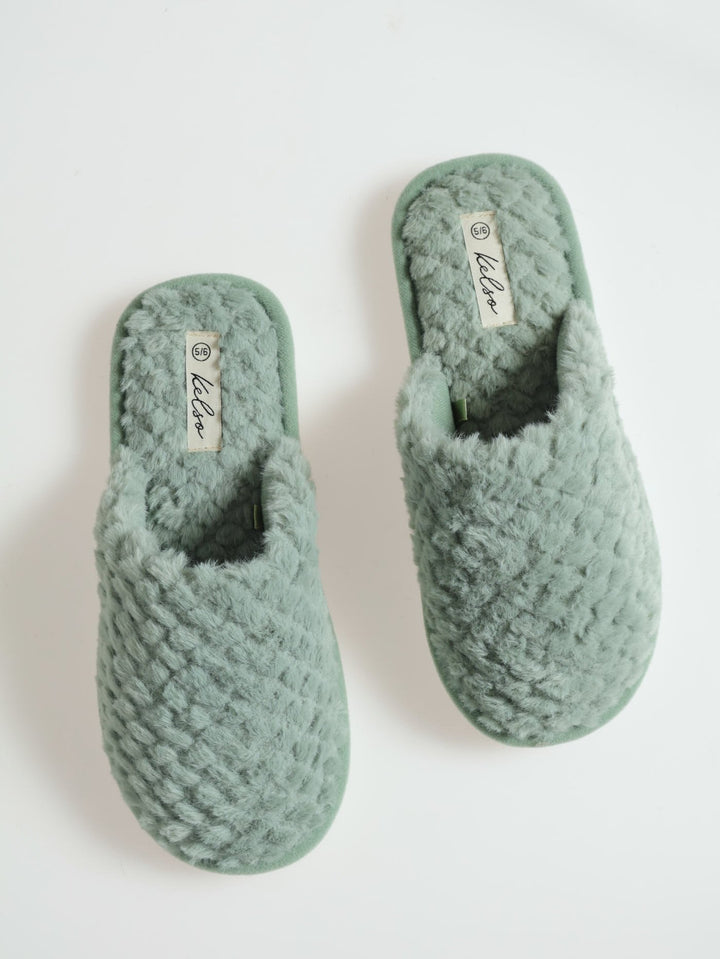Waffle Fur Closed Toe Slipper - Sage