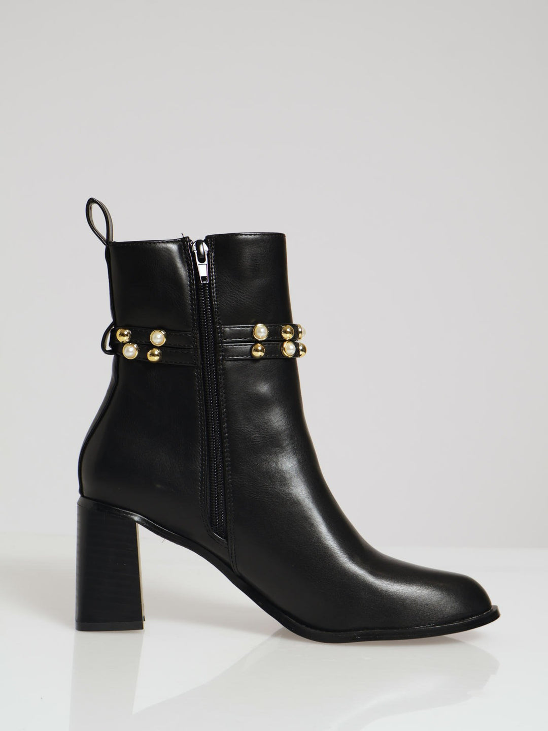 Pearl & Stud Chelase Block Heel - Black