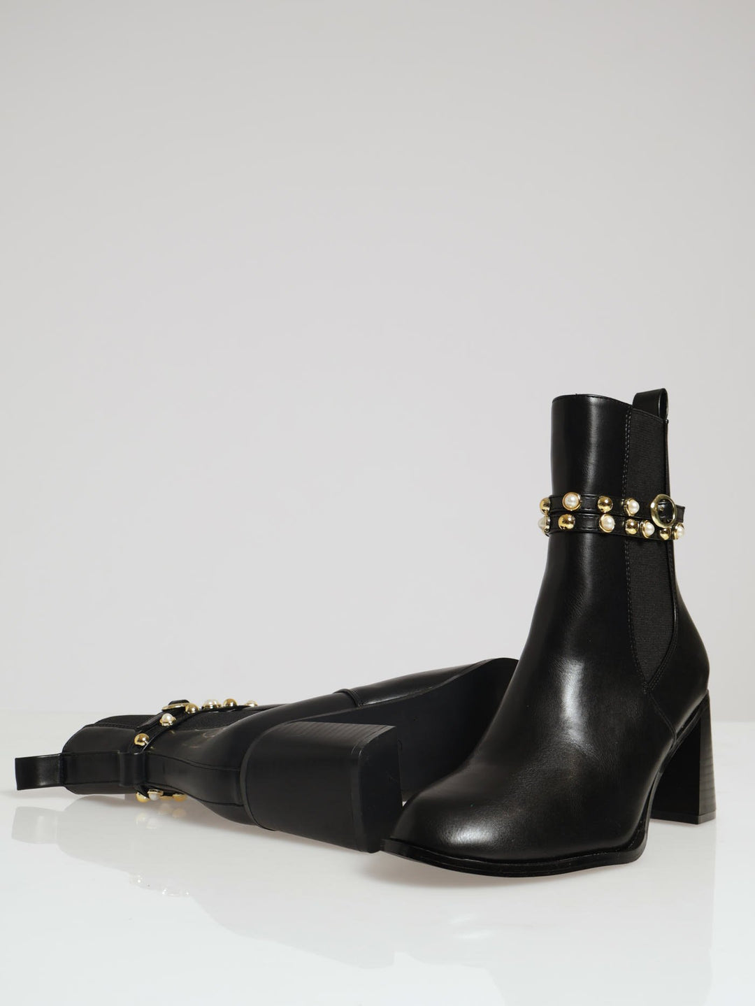 Pearl & Stud Chelase Block Heel - Black