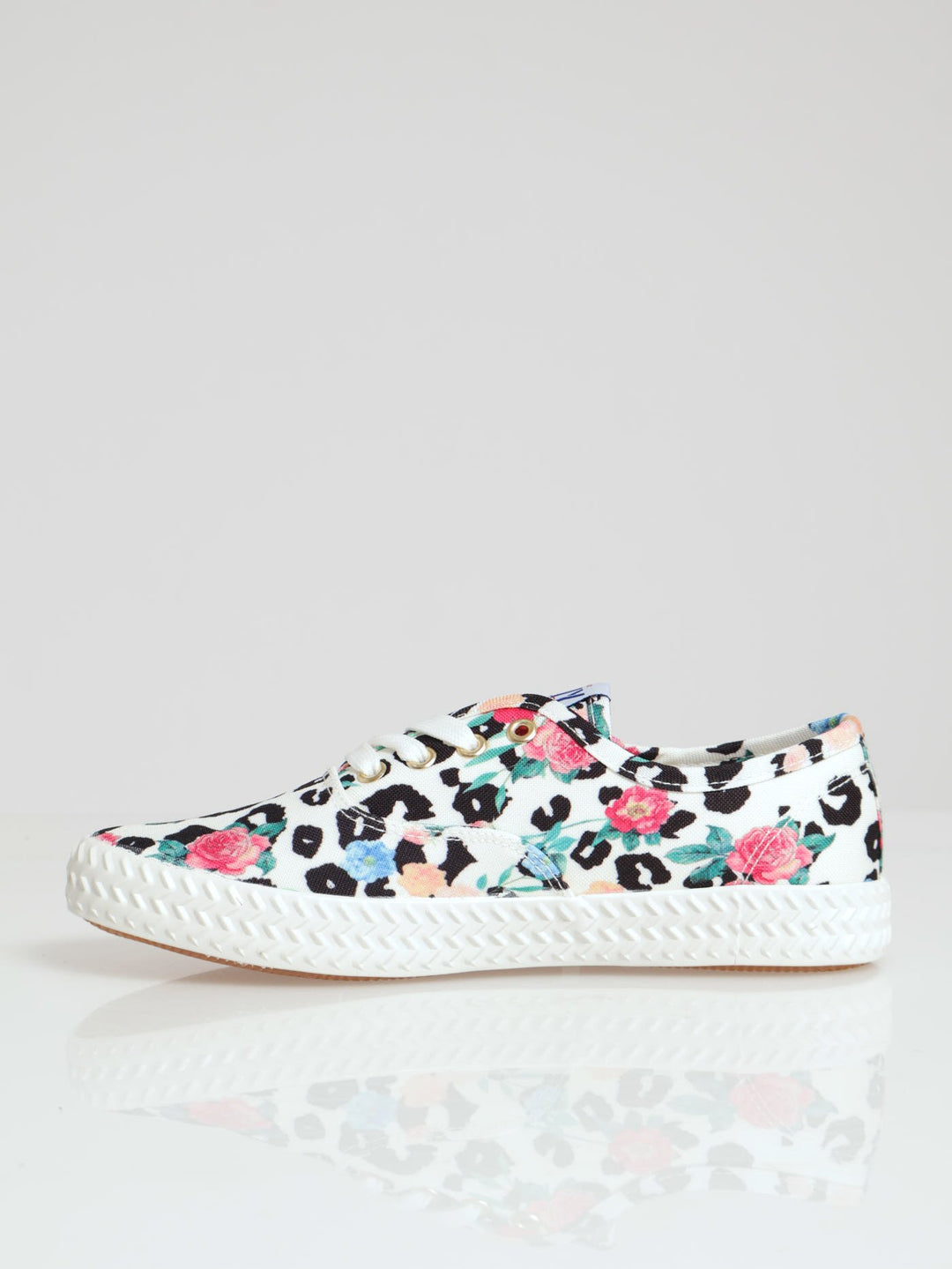 Tomy Low Cut Basic Printed Canvas Lace Up - White