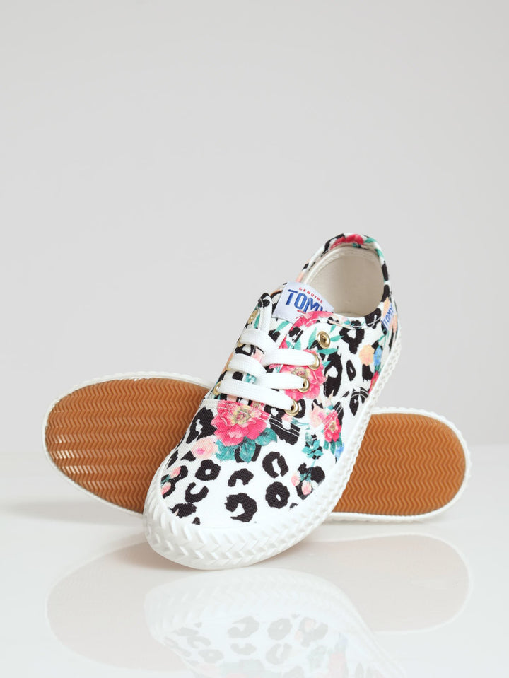 Tomy Low Cut Basic Printed Canvas Lace Up - White