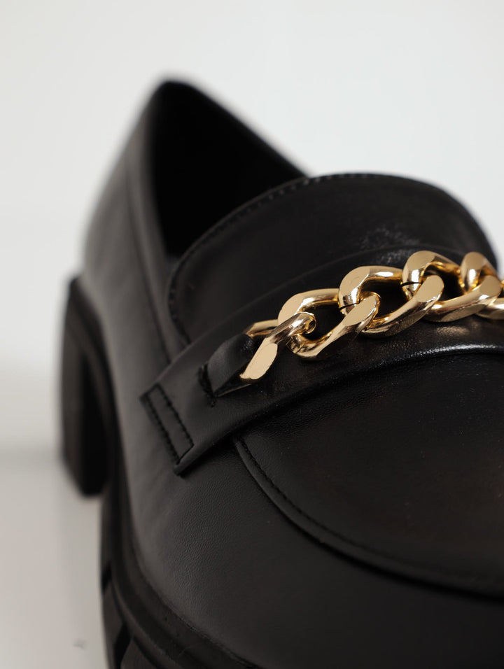 Chunky Loafer With Chain Detail - Black