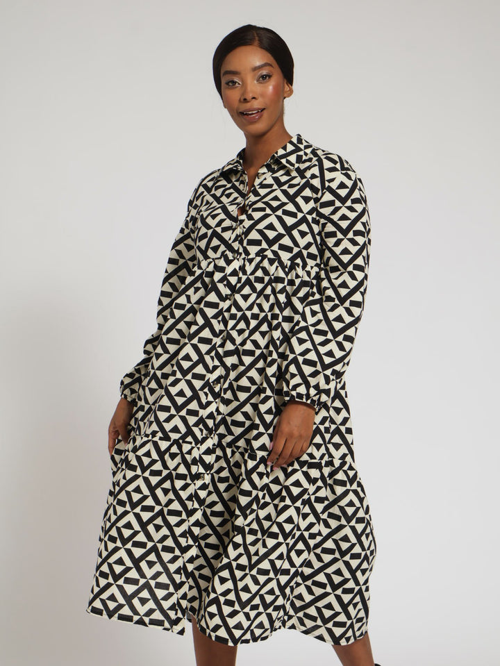 Long Sleeve Tiered Maxi Shirt Dress - Black/Beige