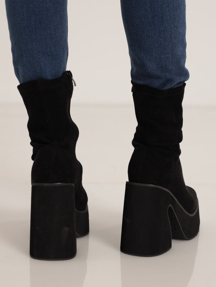 Square Toe Block Heel Platform Boot - Black