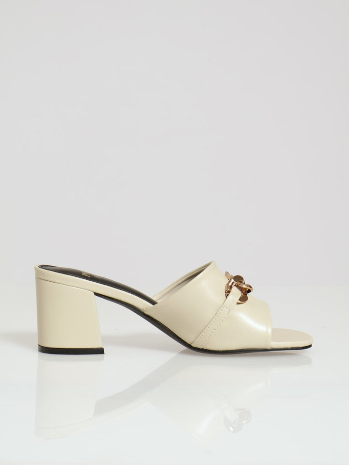 Trim Round Toe Mule Heel - Cream