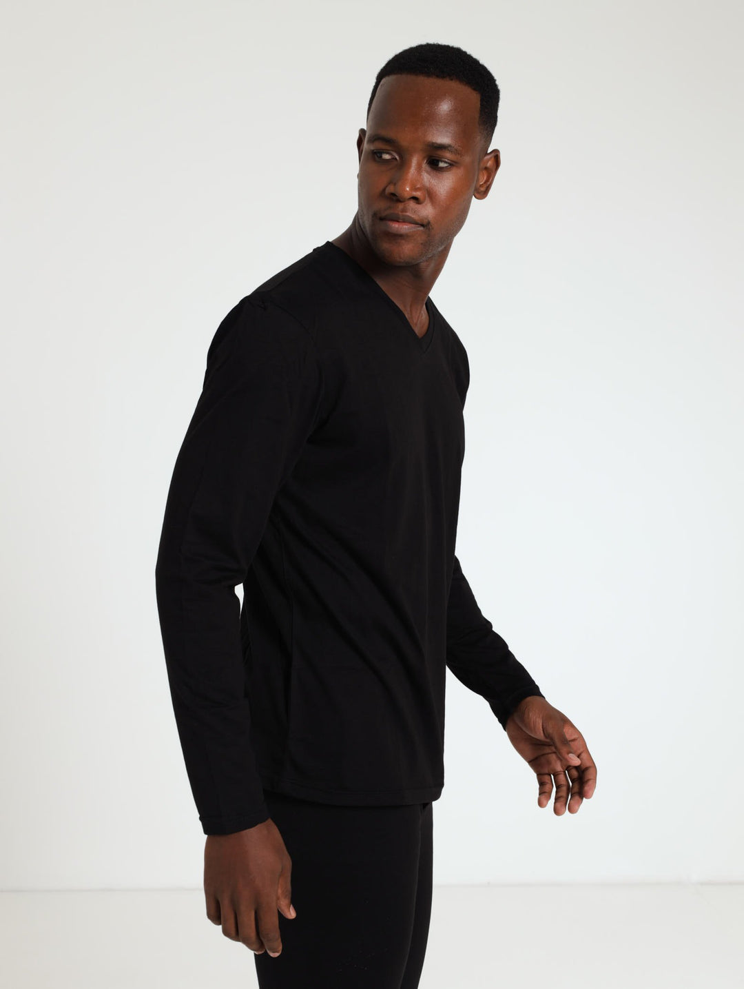 Men's Winter Long Sleeve Thermal V-Neck T-Shirt - Black