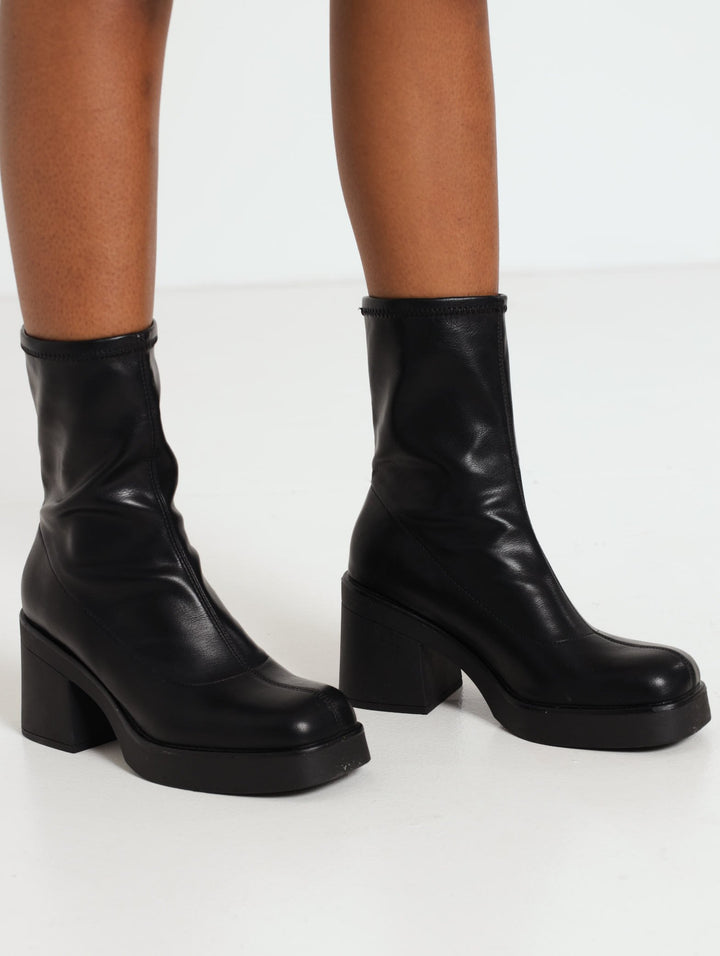 CIS Steffanie Platform Block Heel MID Calf Boot- Black