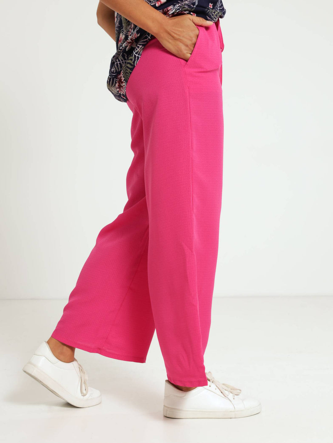 Pull-On Wideleg Capri Pants - Cerise