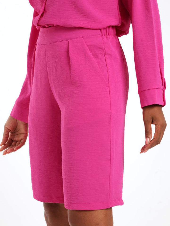 Ladies Bermuda Short - Magenta