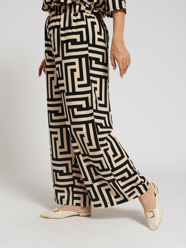 Wideleg Geo Print Pants - Black