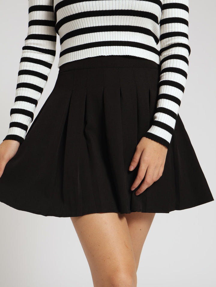 Plain Pleated Skirt - Black