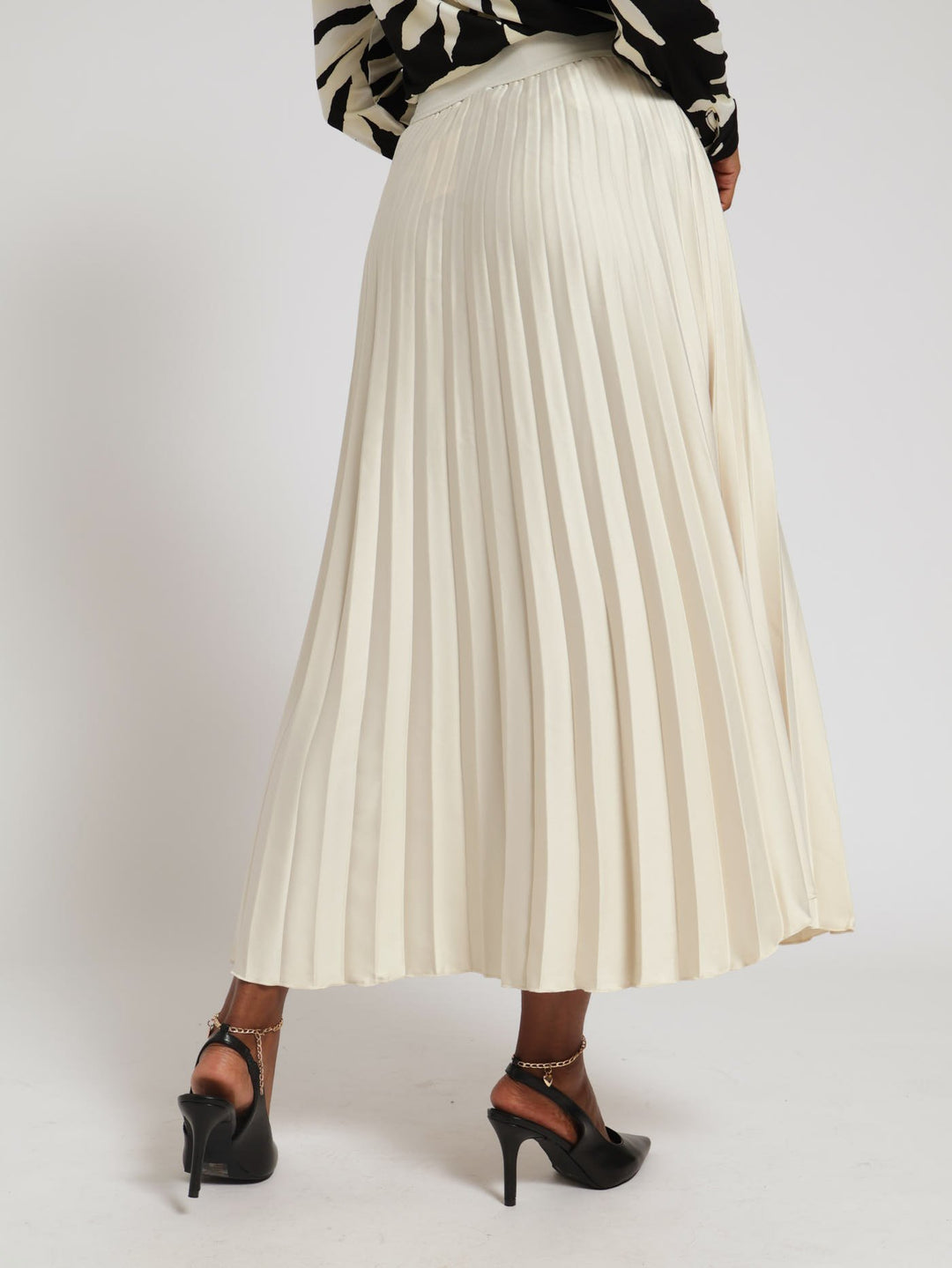 Pleated Satin Maxi Skirt - Champagne