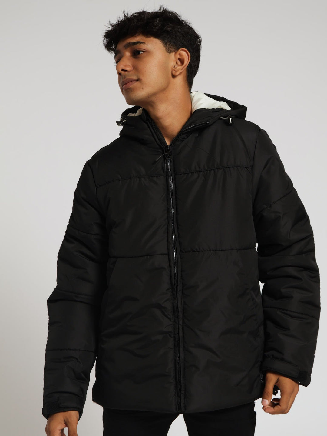 Hooded Puffer Jacket - Black