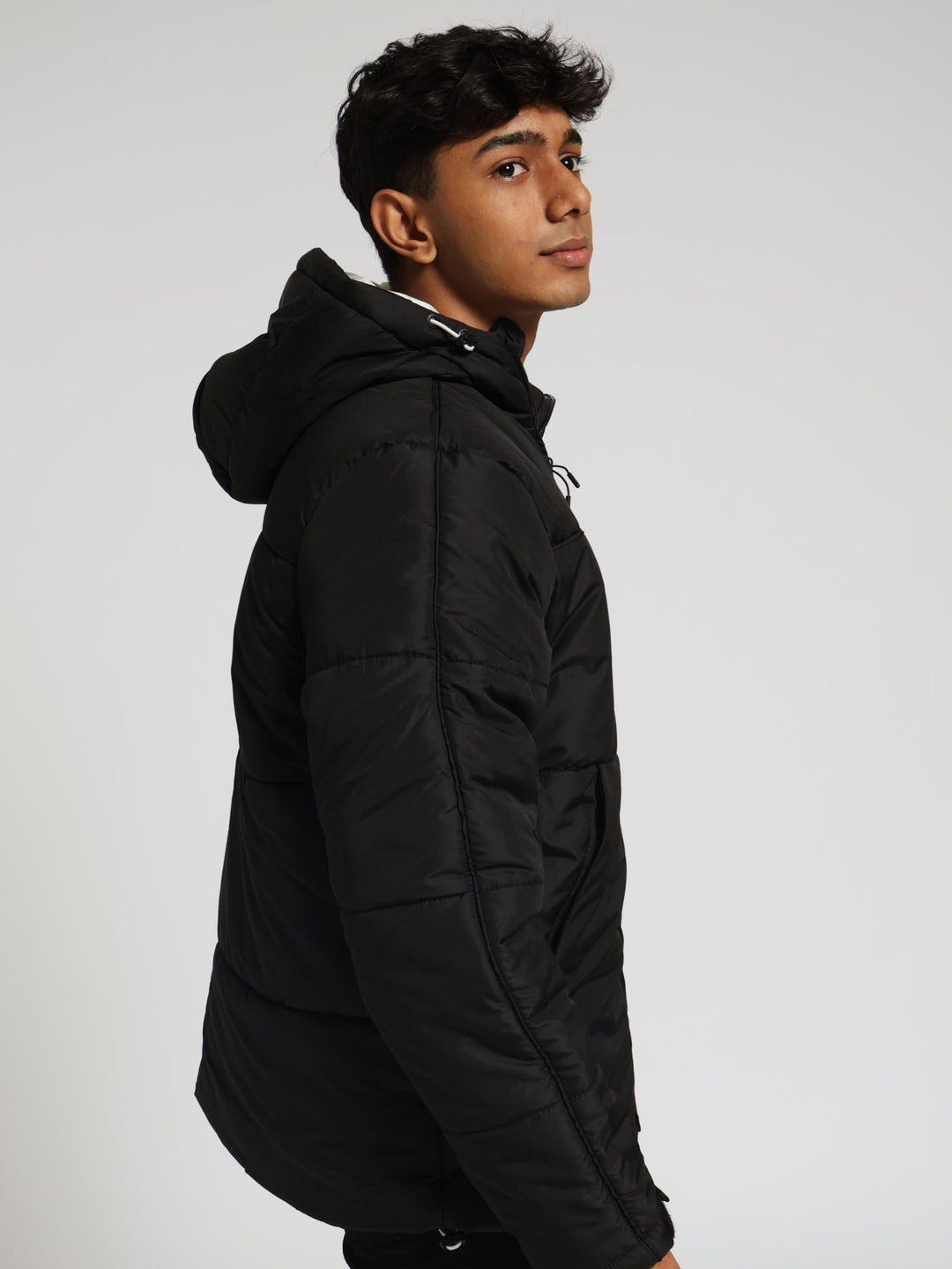 Hooded Puffer Jacket - Black