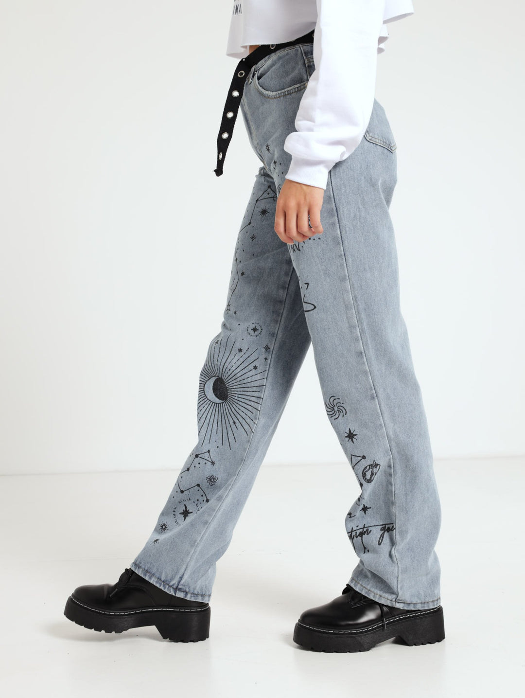 Ladies Salty Light Wash Celestial Belted Straightleg Denim Jean