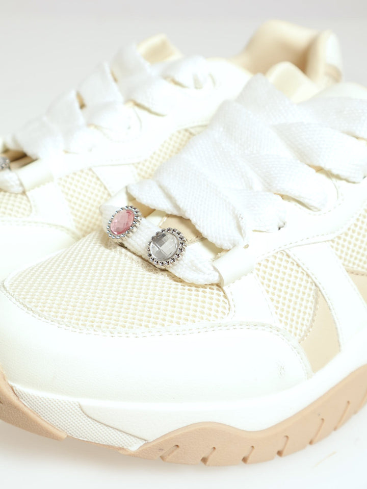 Jaydee Panelled Lace Up Sneaker - White/Beige