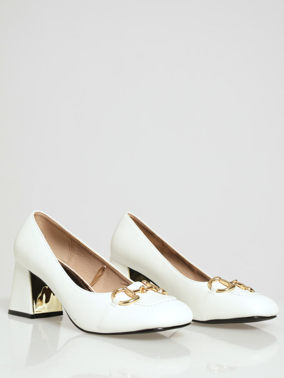Square Toe Court Heel With Metal Trim - Off White