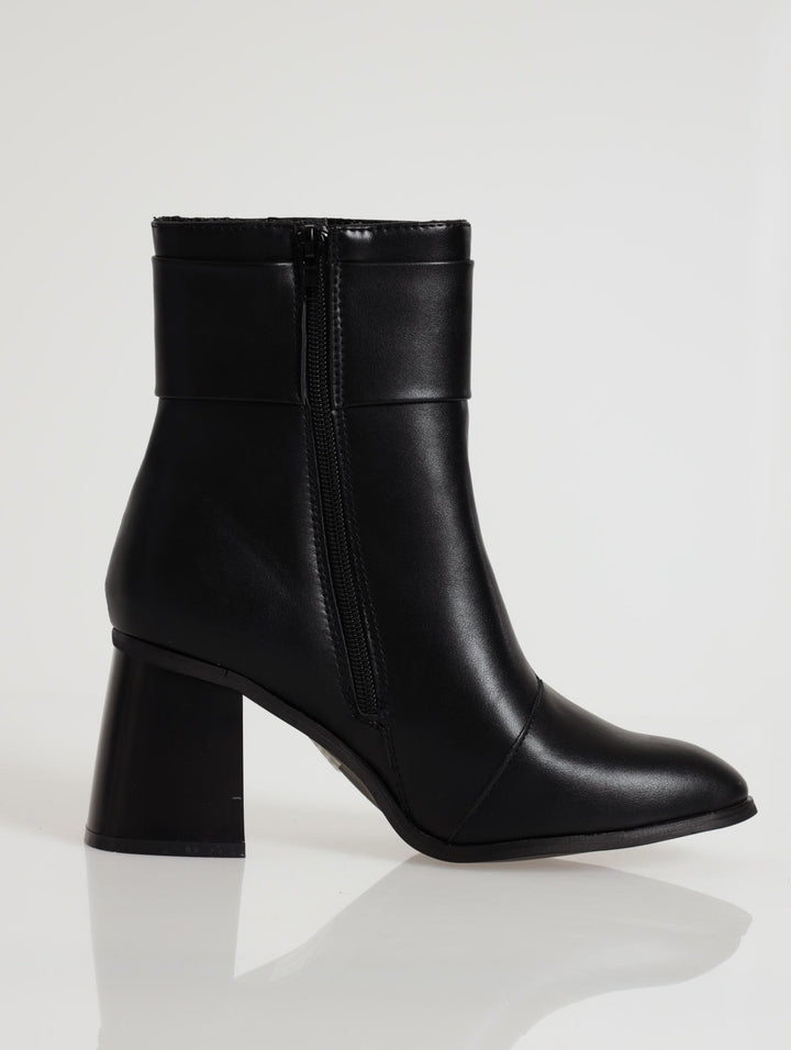 Big Gold Circle Metal Trim Ankle Boot - Black