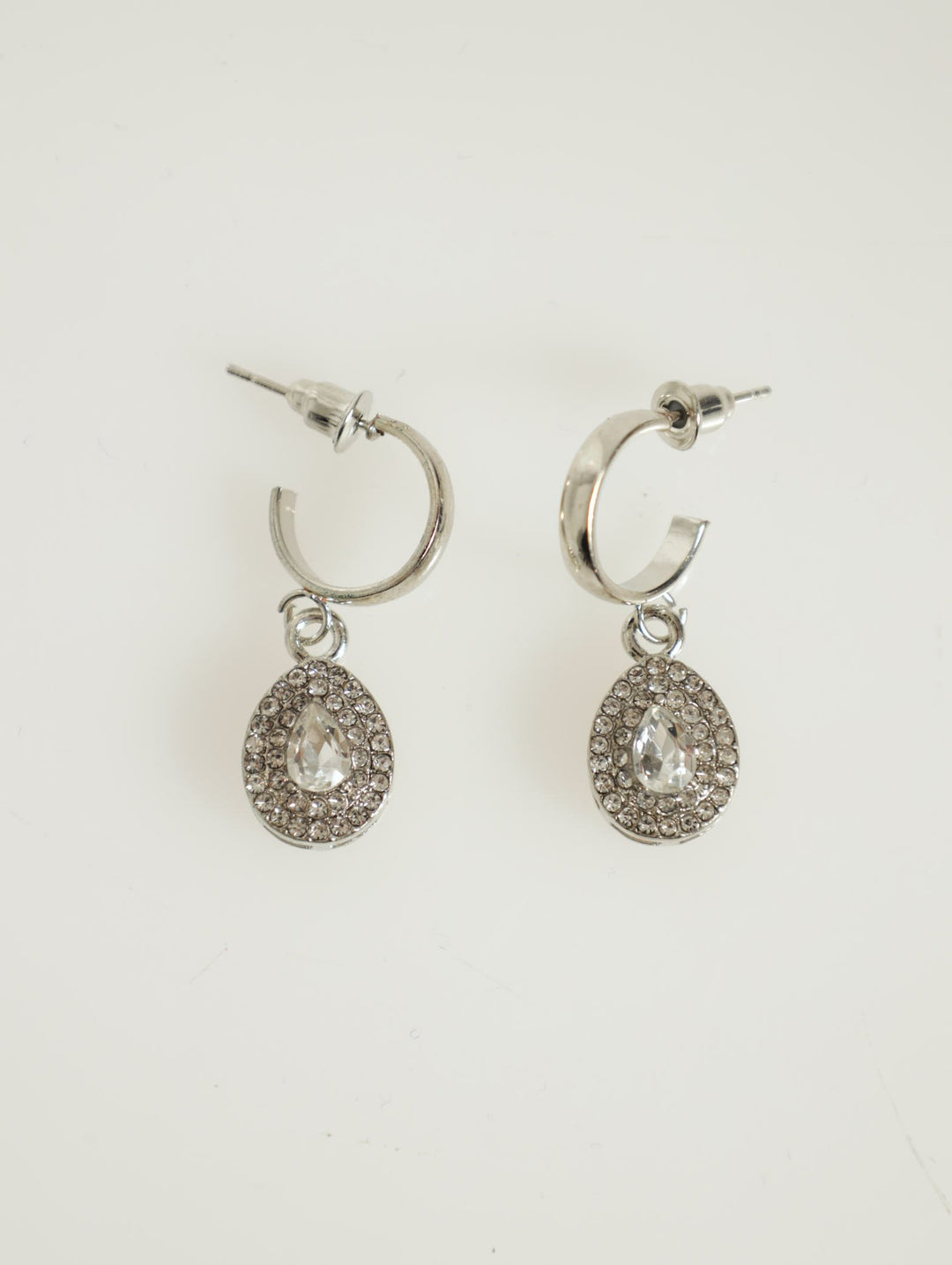 Diamante Teardrop Pendant With Matching Earrings - Silver