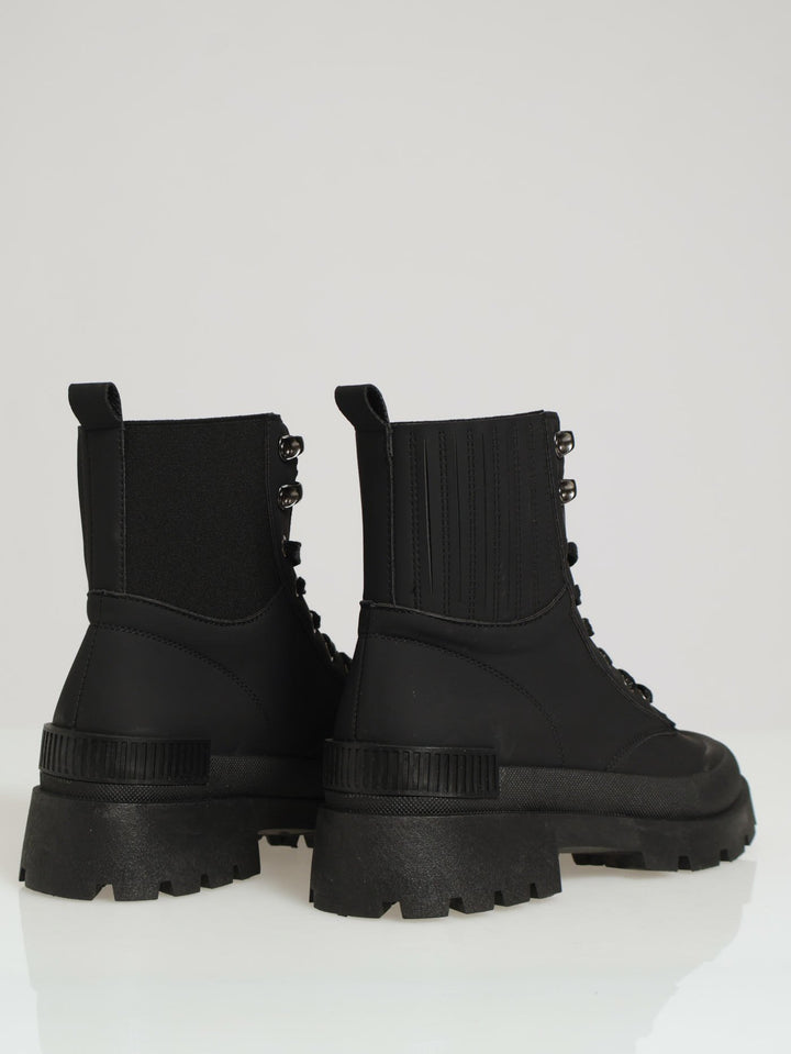 Chunky Hiking Boot - Black