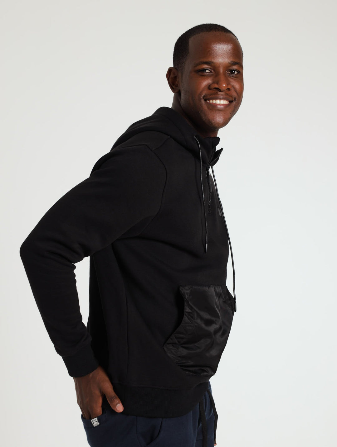 Hoody With Kangaroo Pocket - Black