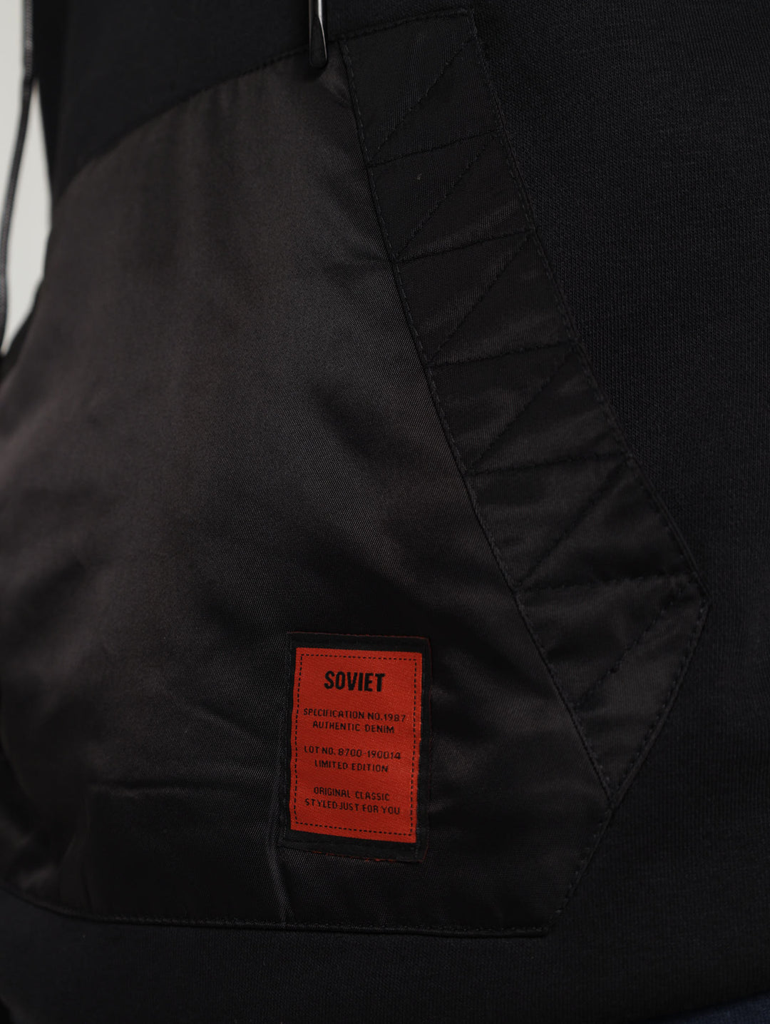 Hoody With Kangaroo Pocket - Black