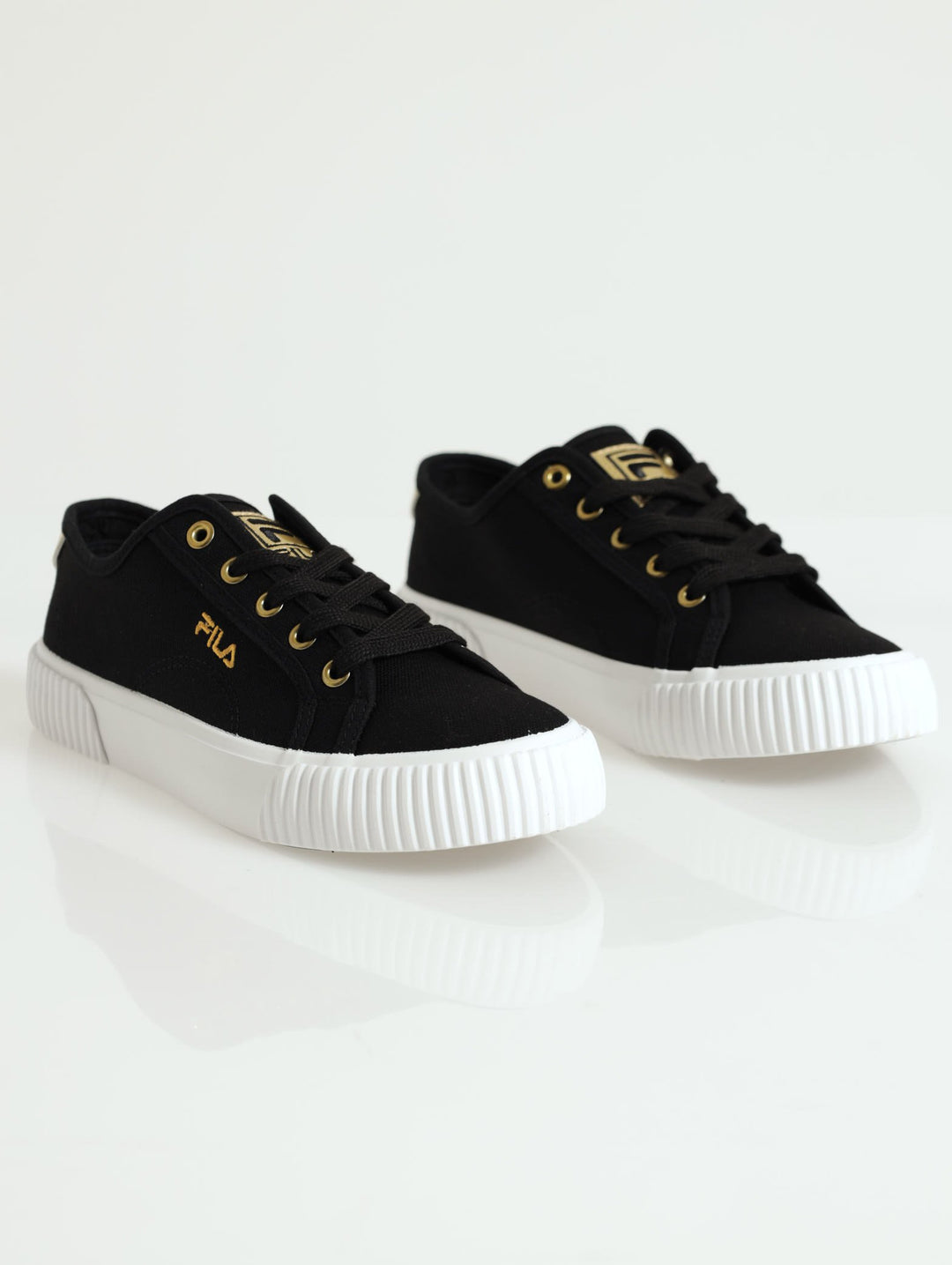 Bianca Lace Up Canvas Sneaker - Black/White