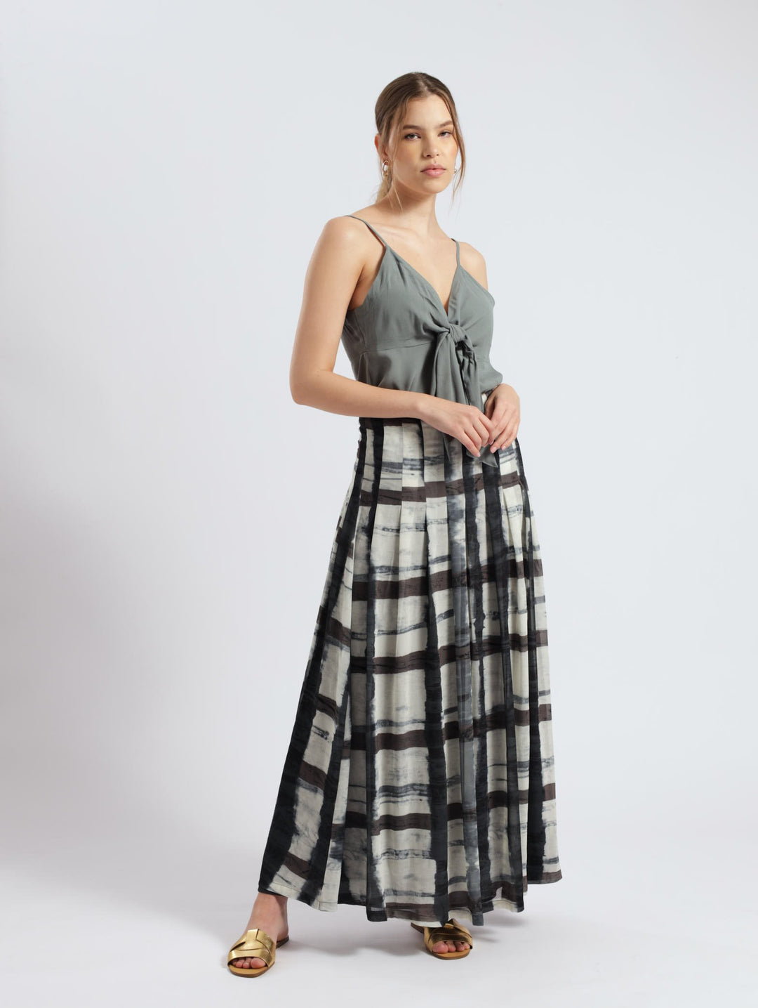 A-Line Maxi Pleated Detail Skirt