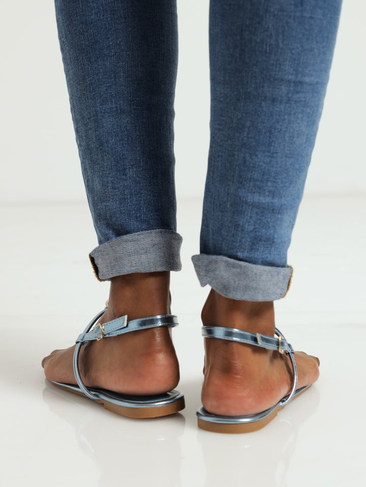 2 Strap Thong Sandal With Small Trim - Cobalt